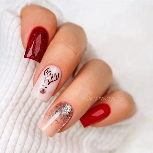 Red & White Nails