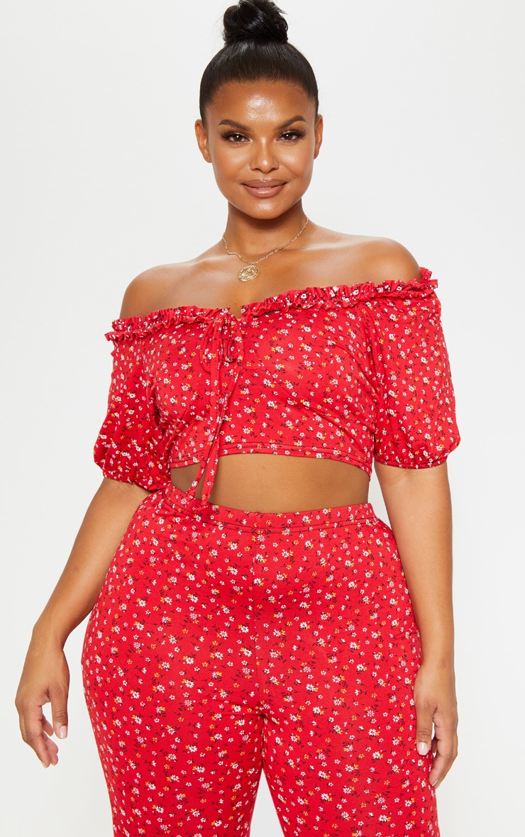 Plus Red Ditsy Floral Ruched Front Crop Top